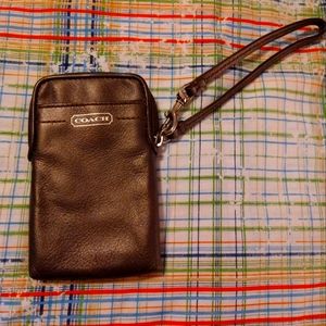 NWOT COACH Wallet Wristlet Cocoa Brown with shimmer.